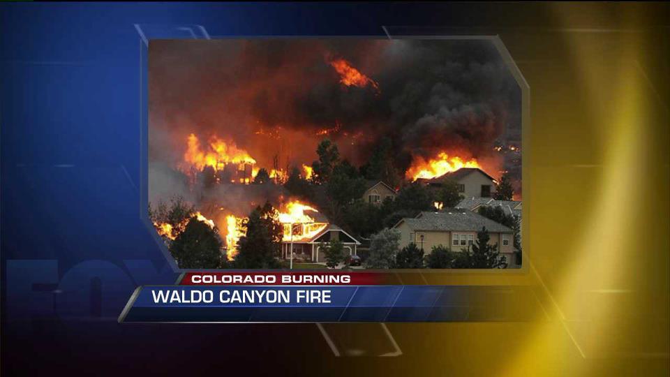 Homes ablaze at Waldo Canyon Fire