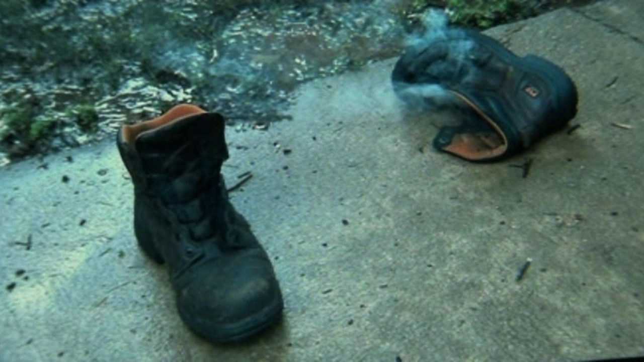 Man takes pictures after lightning blows him out of his shoes