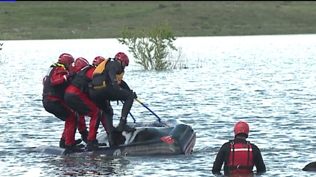 Swift water rescue training at Bear Creek Lake Park