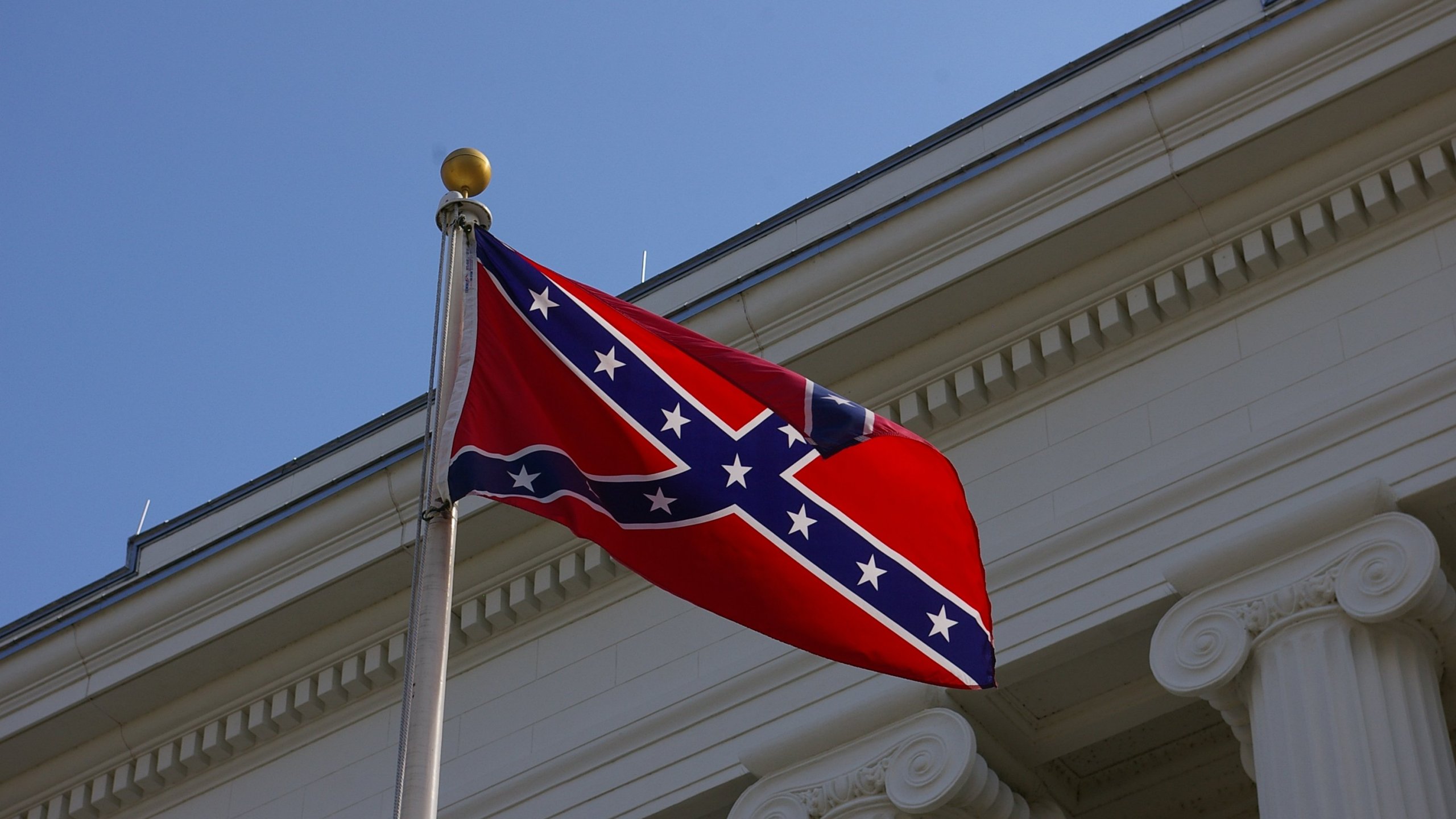 The Confederate battle flag flies at a Confederate war memorial on the grounds of Alabama state capitol in Montgomery on February 26, 2009. (Photo: CNN)