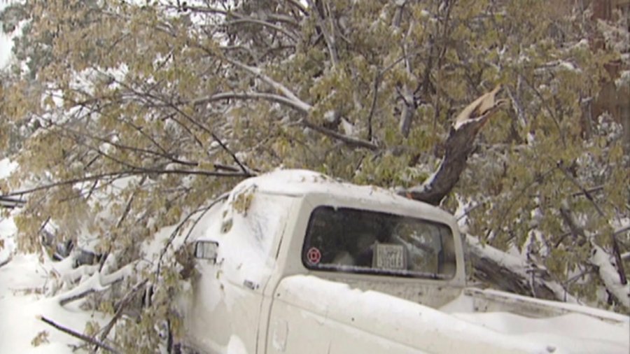 Scene from a blizzard on October 24 and 25 in 1997 that brought 14-30 inches to the Denver metro area.