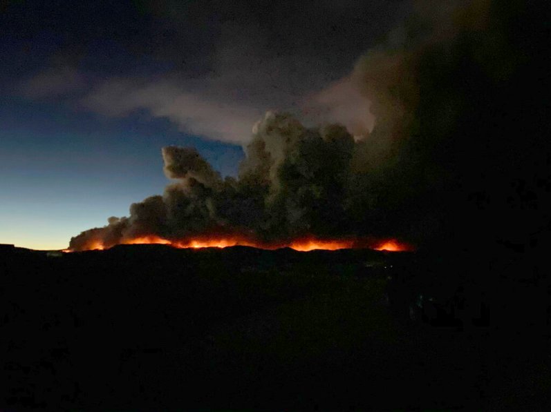 East Troublesome Fire at sunset on Oct. 21, 2020