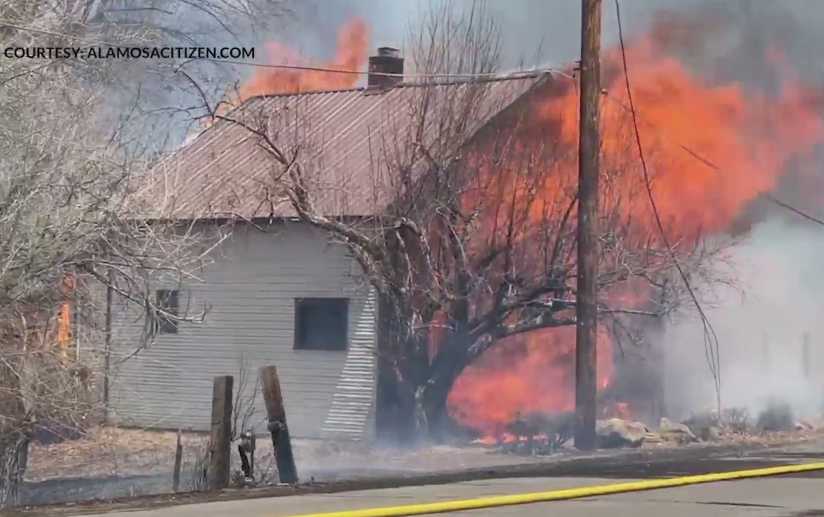 Home on fire in Monte Vista