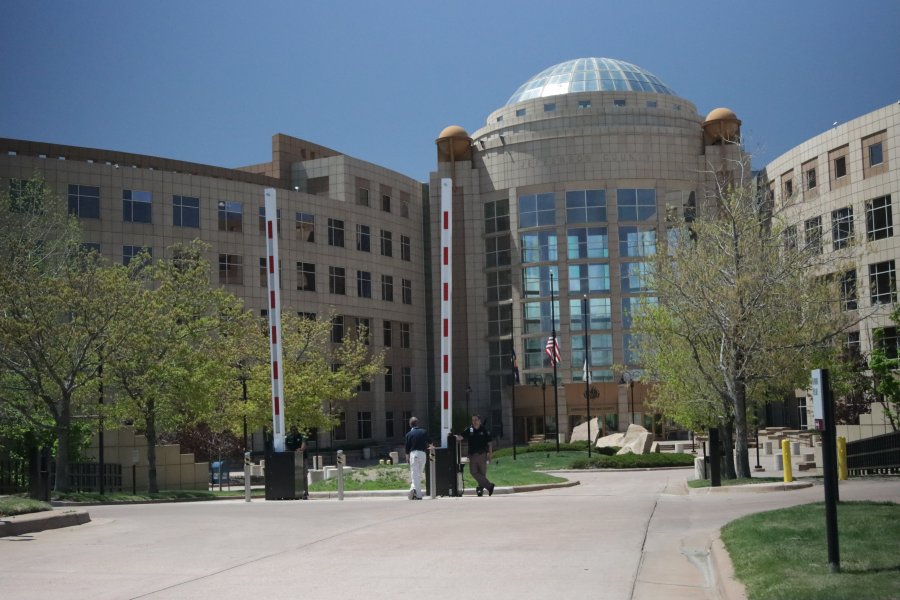 Bomb threat prompts evacuation of Jefferson County building