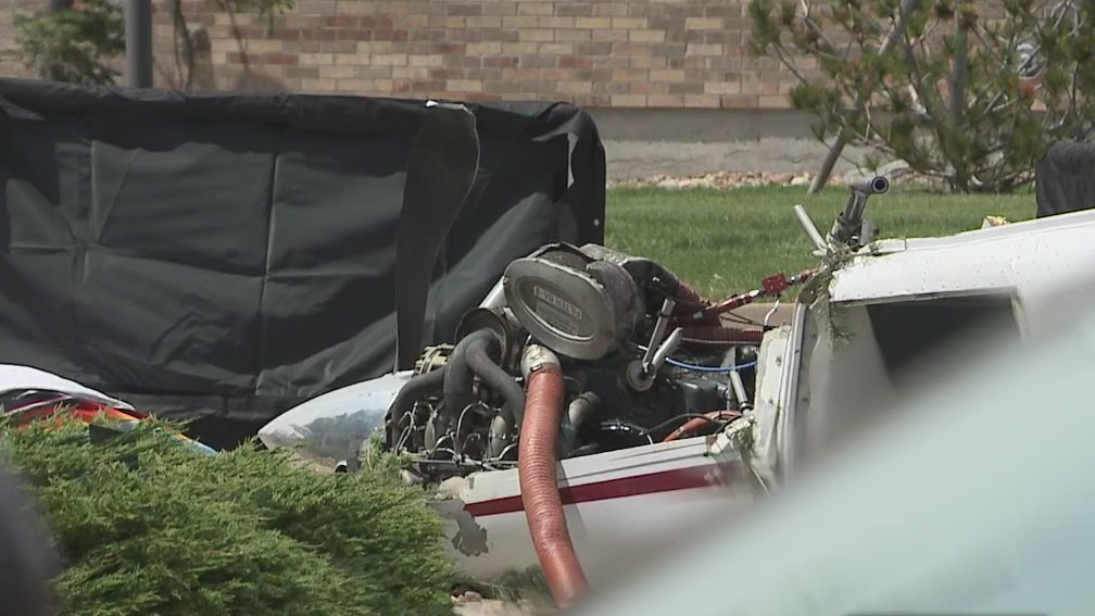 Small plane crash kills two people outside Denver