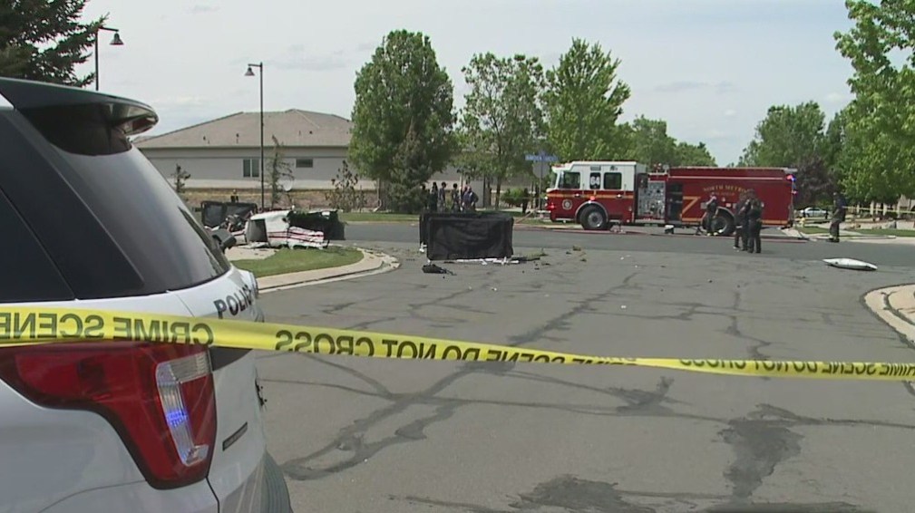 Small plane crash in Broomfield neighborhood killed two