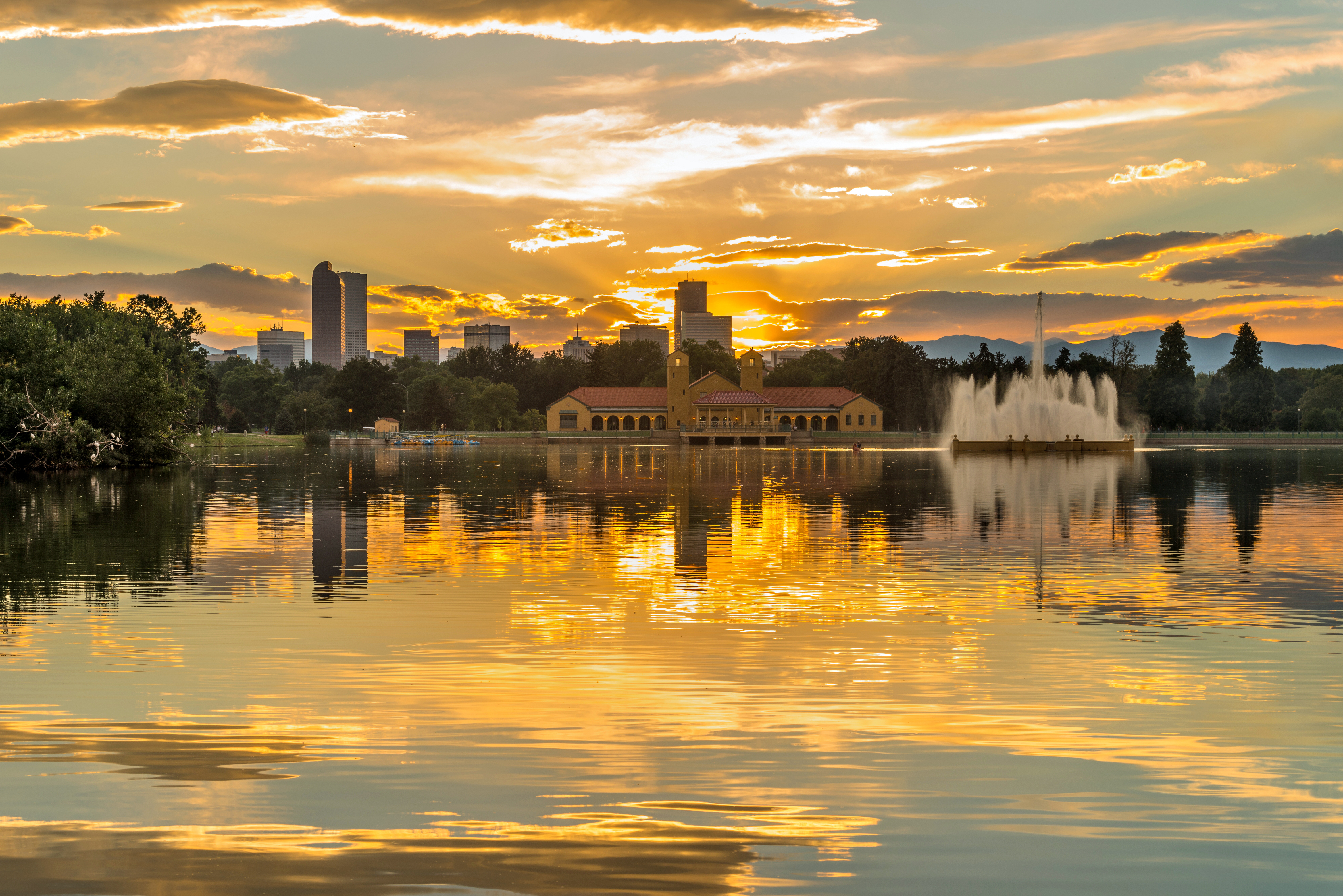 A summer sunset view of Ferril Lake in Denver City Par