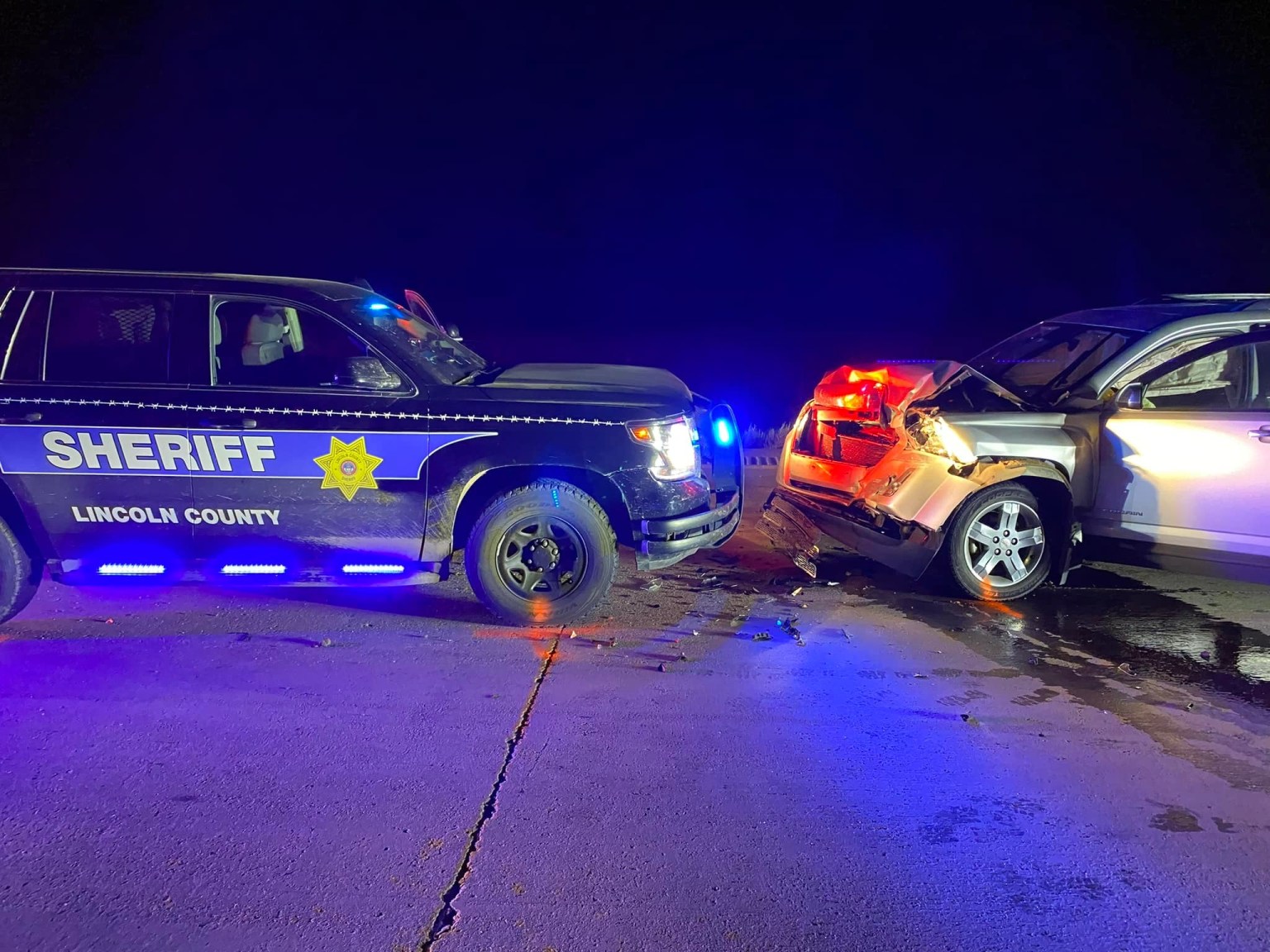 Lincoln County Sheriff's Office deputy collides with wrong-way driver