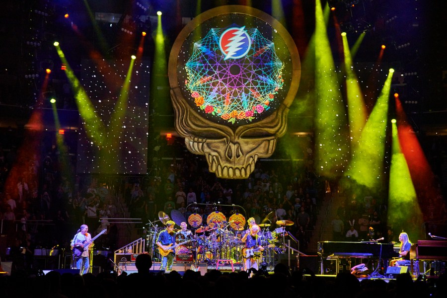 Oteil Burbridge , John Mayer, Bill Kreutzmann, Bob Weir, Mickey Hart, Jeff Chimenti