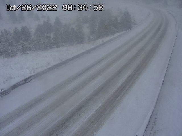 Snow on I-70 near Vail Pass