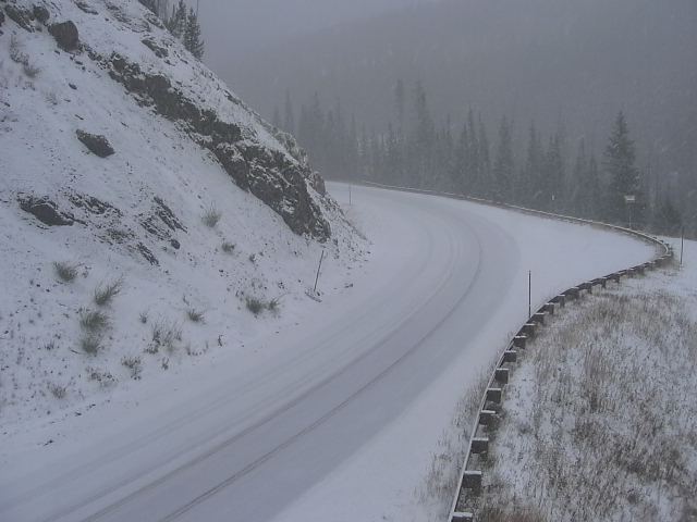 Snow on Cameron Pass