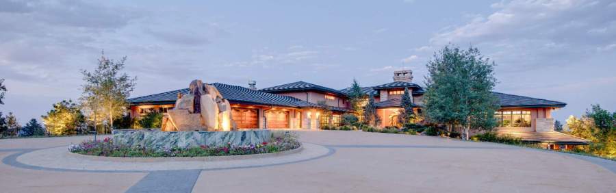 Driveway view of Thunder Ridge