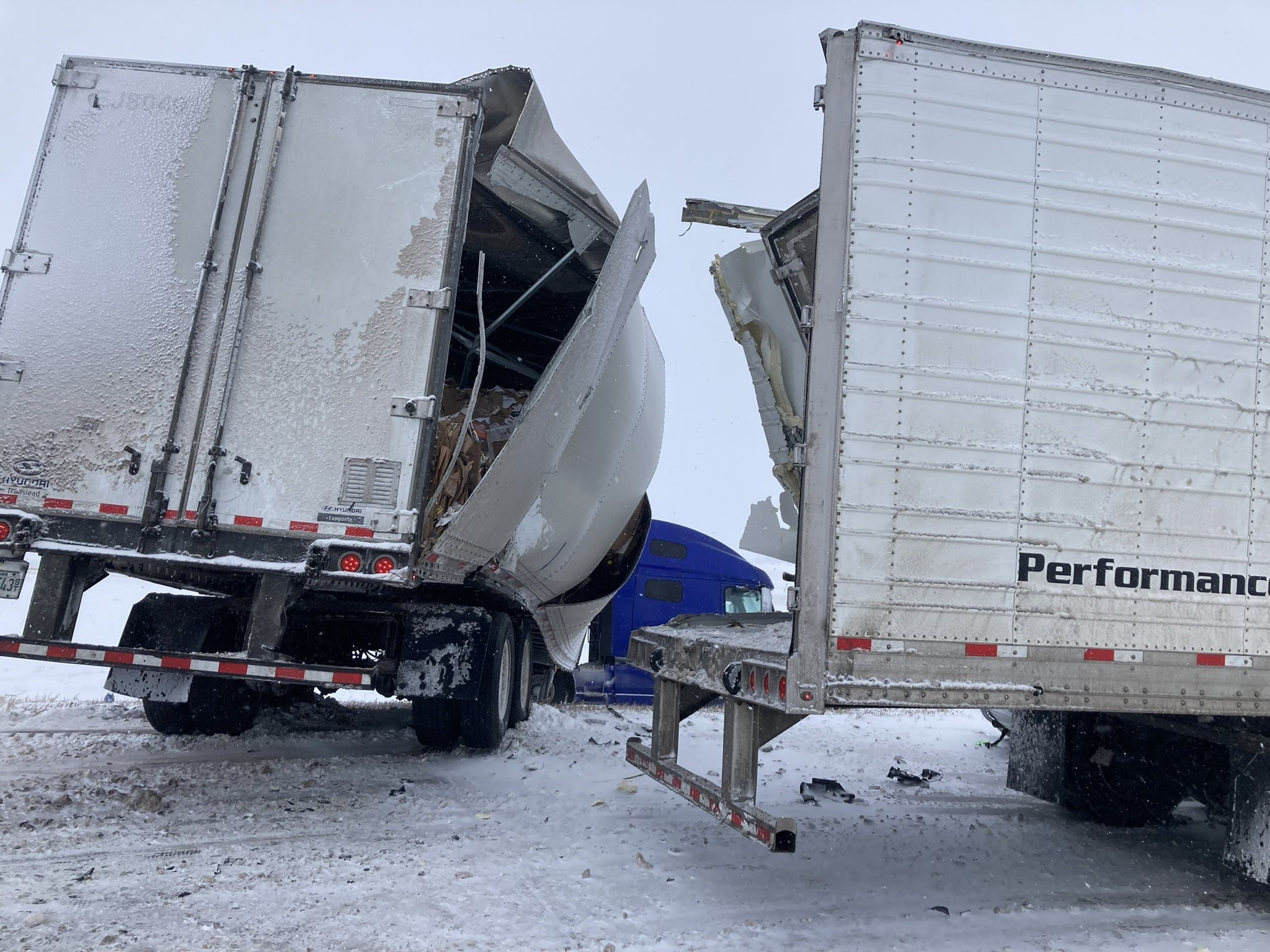 Semis involved in pileup on I-70 near Strasburg