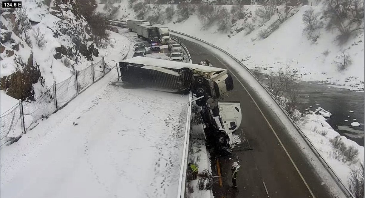 Semi crash shuts down both directions of I-70 through Glenwood Canyon