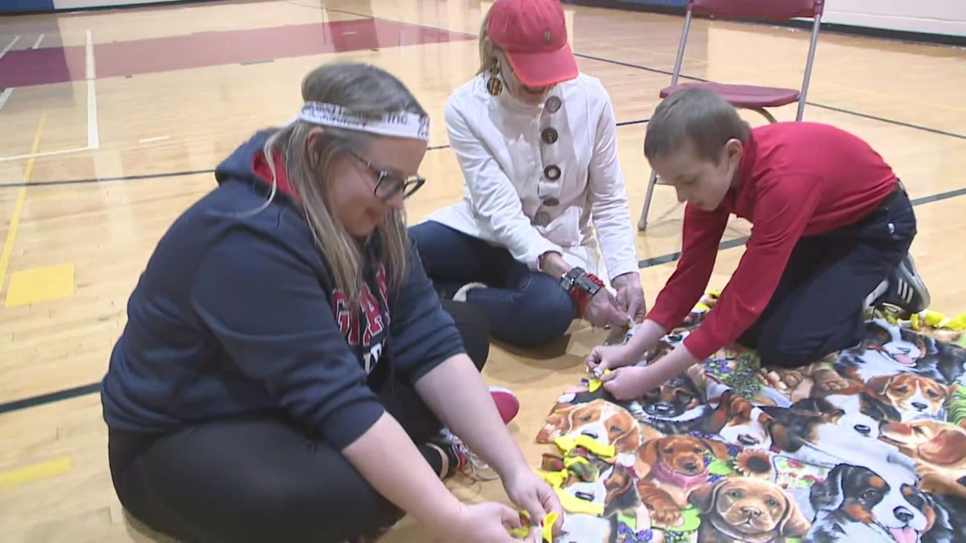 Students make blankets for homeless