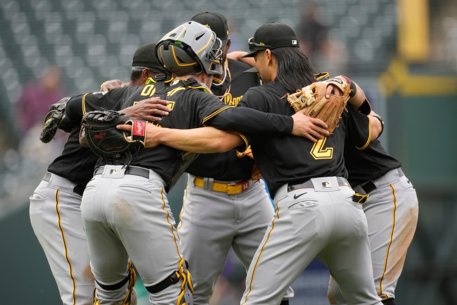 Pittsburgh Pirates celebrate in a huddle