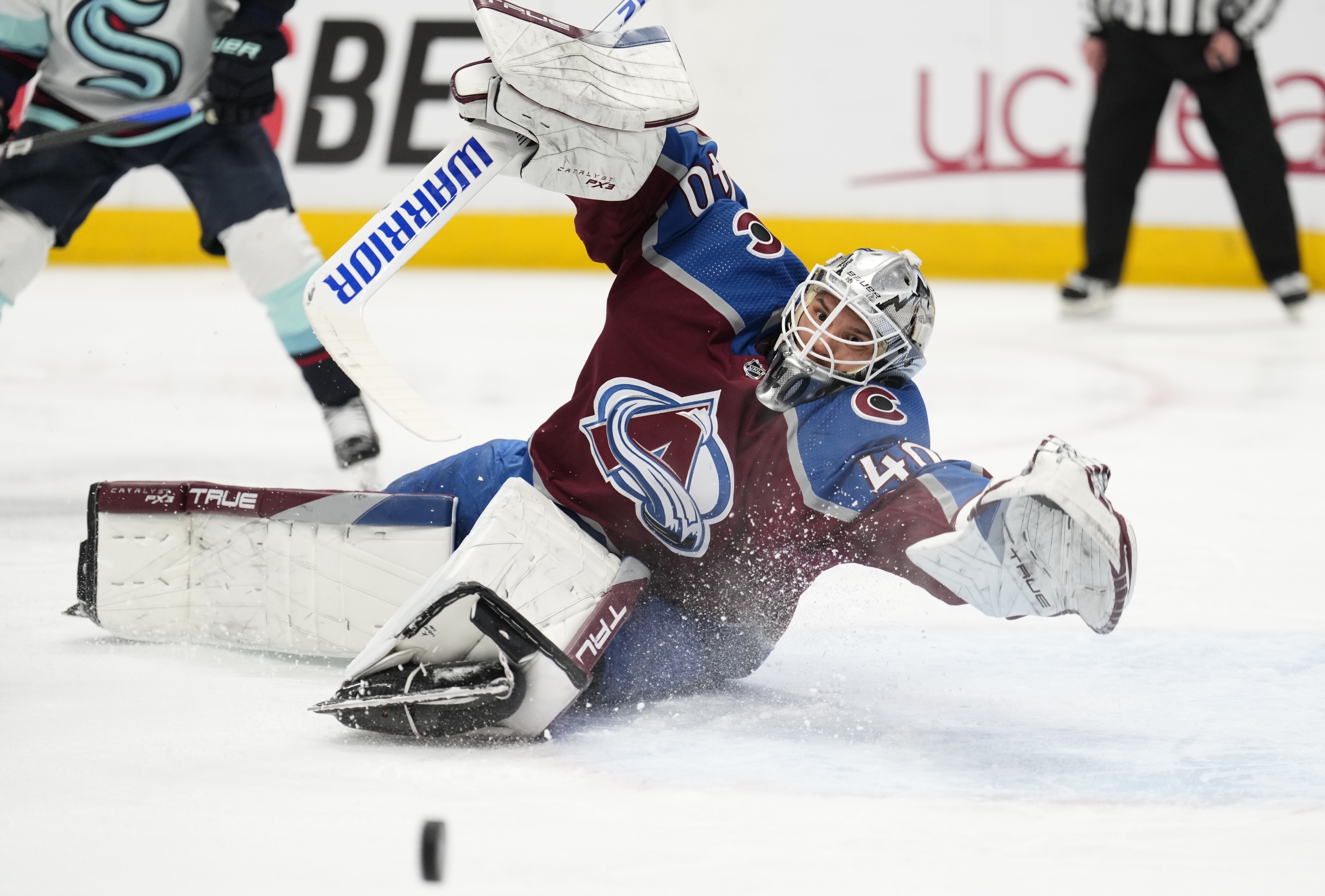 Colorado Avalanche goaltender Alexandar Georgiev (40) dives to make a save against the Seattle Kraken